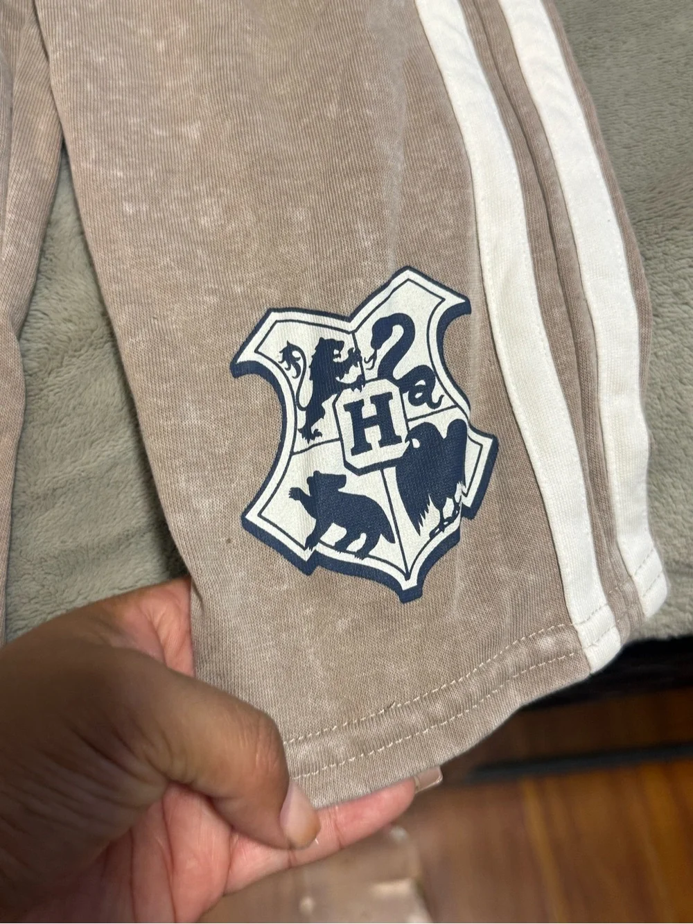 Warner Bros. Kids Brown Hogwarts Sweatshirt & Joggers Set